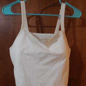 BALI CAMI BRA 40DD BUILT IN BRA WHITE LACE TRIM NWOT